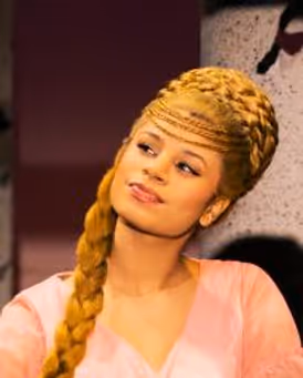 Alysia Velez Headshot