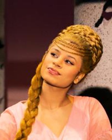 Alysia Velez Headshot