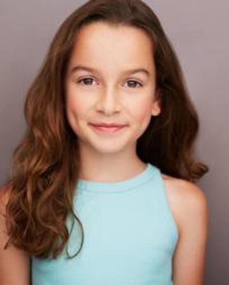 Cora Jane Messer Headshot