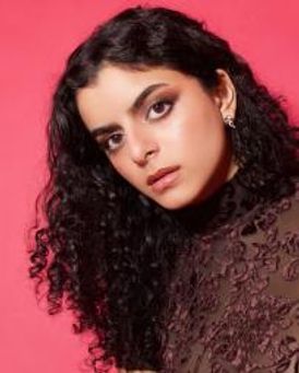 Ellena Eshraghi Headshot