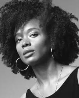 Talia Robinson Headshot