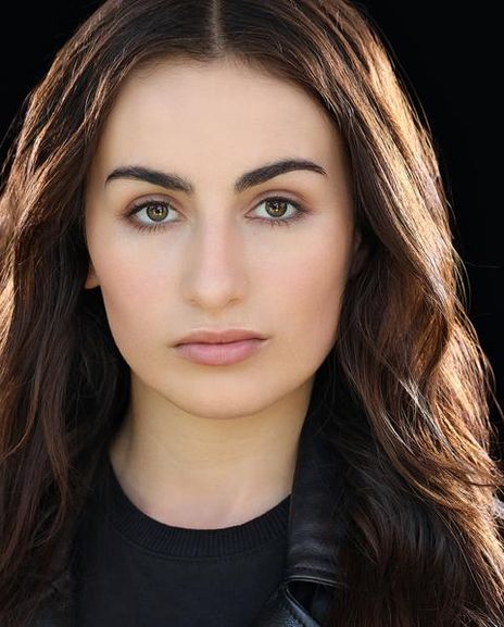 Ariella Centeno Headshot