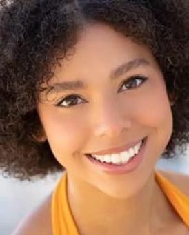 Lily Rose Headshot