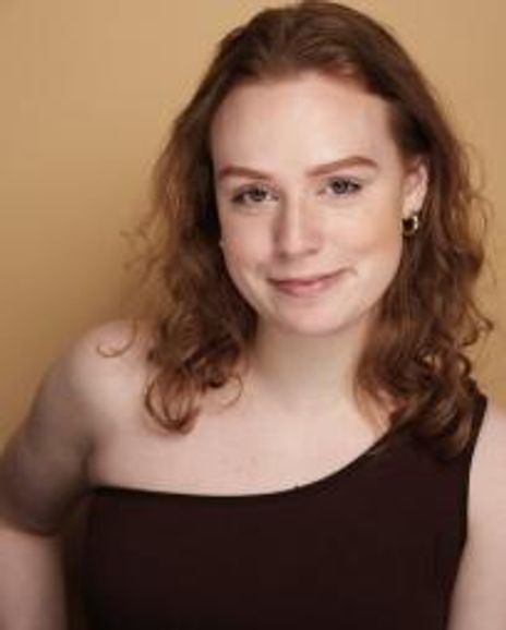 Cara Chesney Headshot