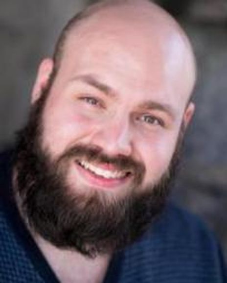 Alexander Perez Headshot