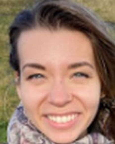 Zanna Wyant Headshot