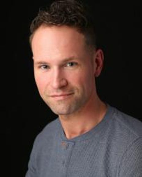Sean Lynch-Littlejohn Headshot