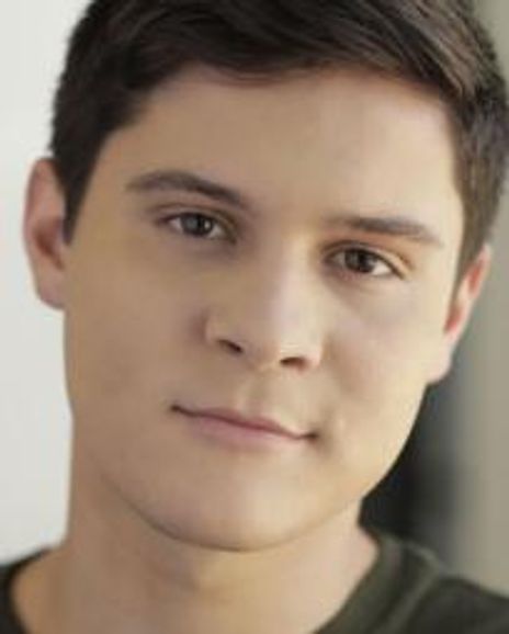 Andrew Nelin Headshot