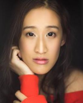 Amelia Fei Headshot