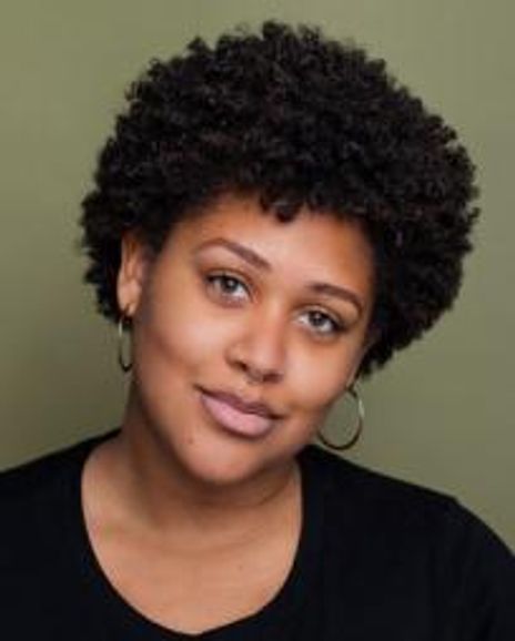 Jade Litaker Headshot