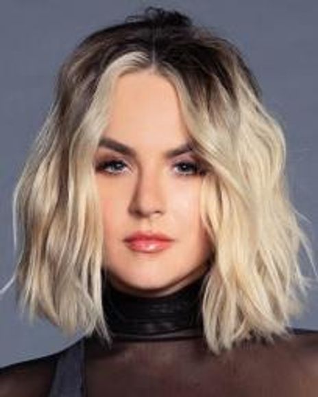 Joanna Levesque Headshot