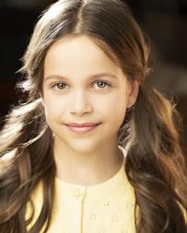 Scarlett Vivian Unger Headshot