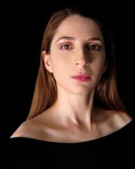 Meryn Ruppert Headshot