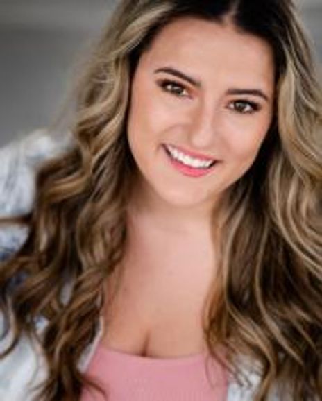Hannah Marie Smith Headshot