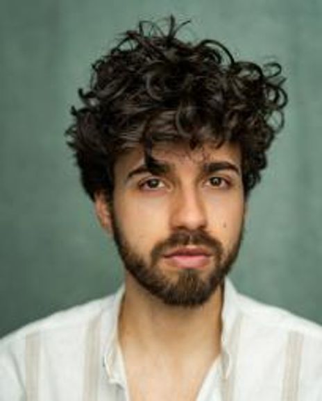 Adonis Siddique Headshot