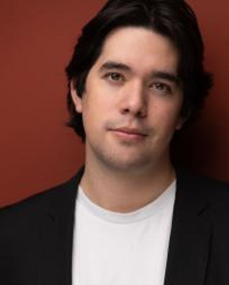 Esteban Arias Headshot