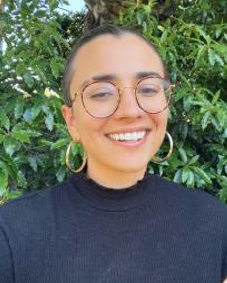Linnea Valdivia Headshot
