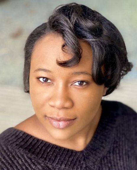 Ashia Collins Headshot