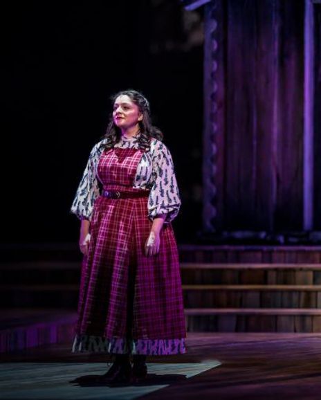 Yael Eden Chanukov Headshot