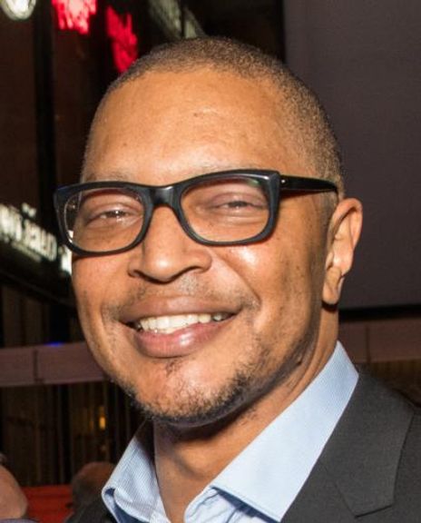 Justin Ellington Headshot