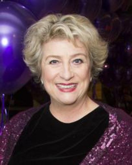 Caroline Quentin Headshot