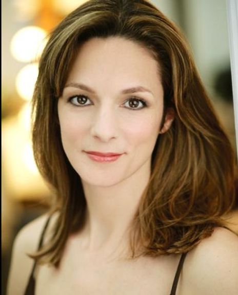 Gina Lamparella Headshot