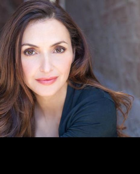 Michele Maika Headshot