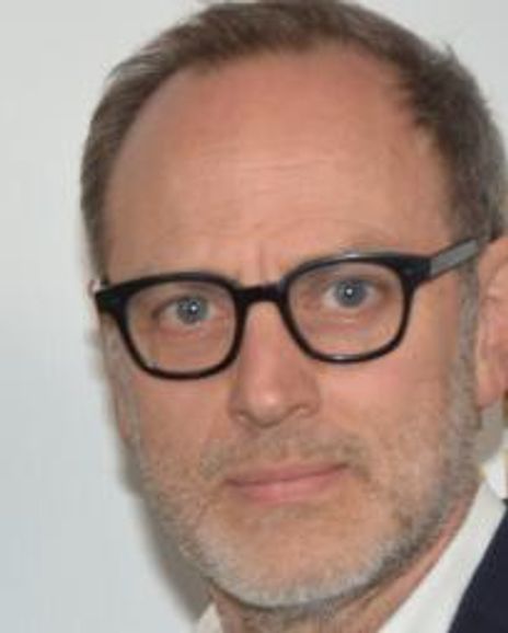 Tom Broecker Headshot