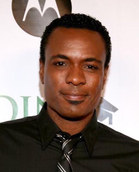 Allan Louis Headshot