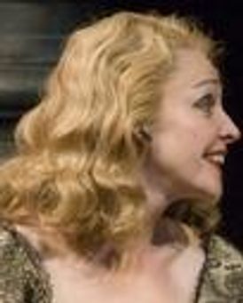 Katie MacNichol Headshot