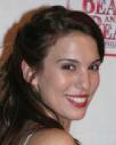 Christy Carlson Romano Headshot