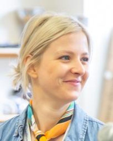 Eleanor Brown Headshot