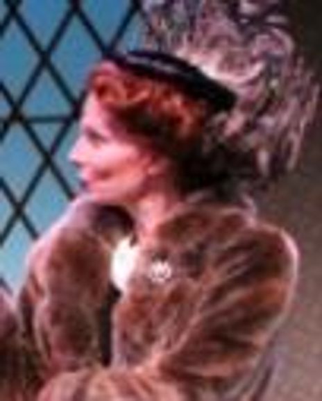 Shannon Eubanks Headshot