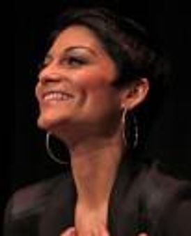 Ellen Domingos Headshot