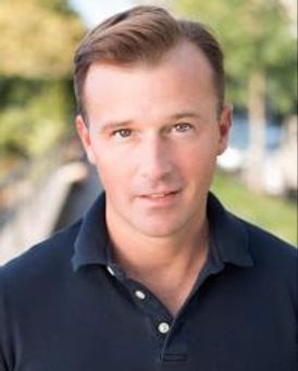 Drew Humphrey Headshot