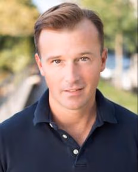 Drew Humphrey Headshot