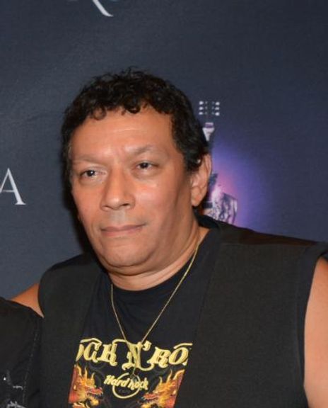 Alex Alexander Headshot