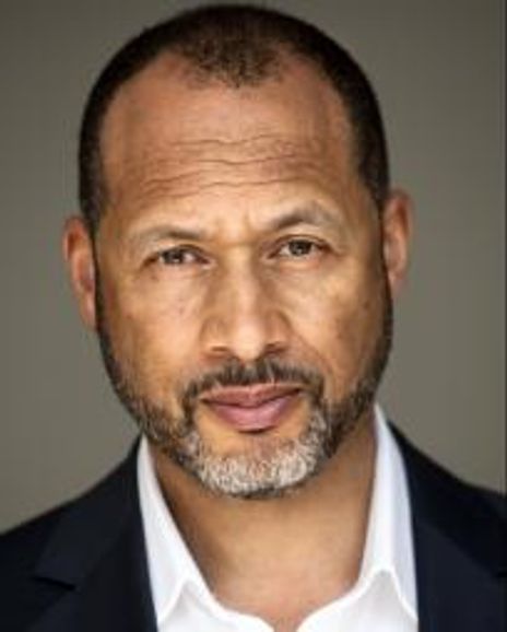 Mark Holden Headshot