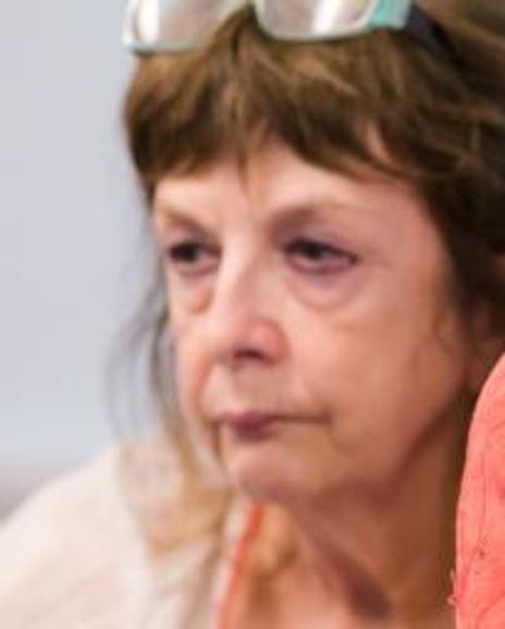 Tricia Deighton Headshot