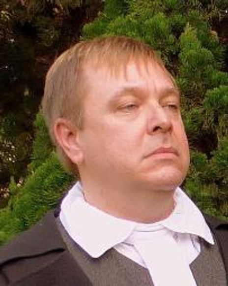 Daniel Kruger Headshot