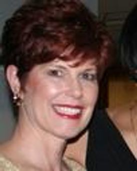 Barbara Porteus Headshot