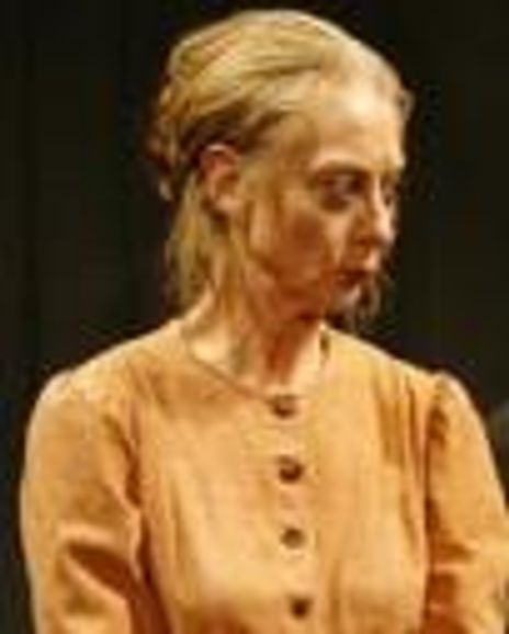 Ellen Crawford Headshot