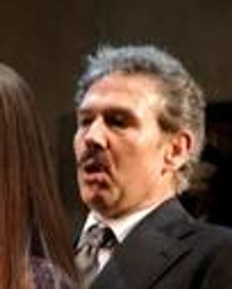 Steven Pacey Headshot