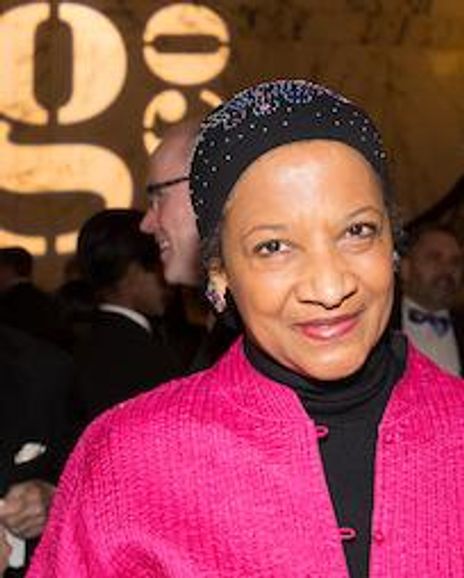 Seret Scott Headshot