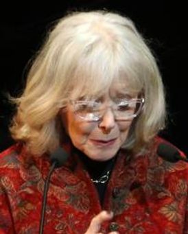 Alice Borden Headshot