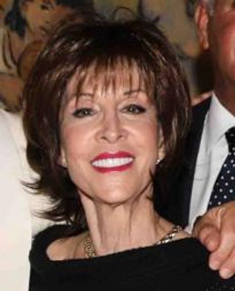 Diana Martin Headshot