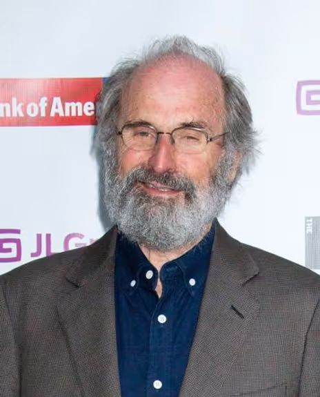 Daniel Sullivan Headshot