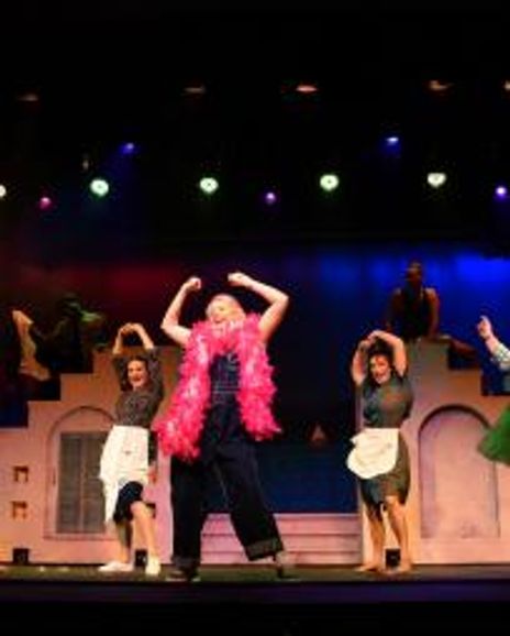 Kate Turner Headshot