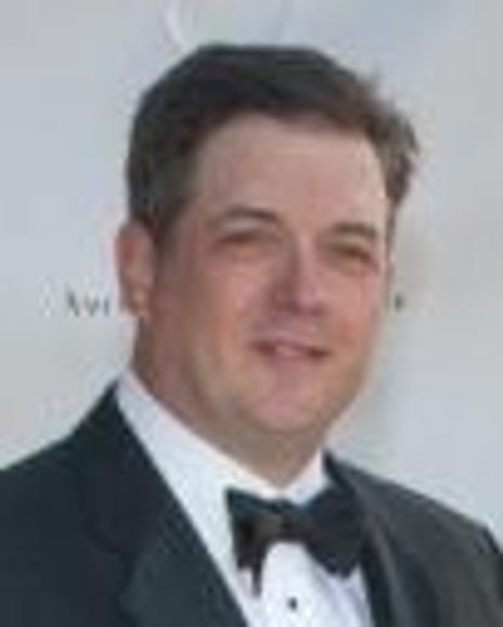 Robert Ryan Headshot