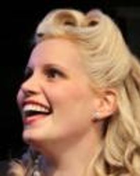 Patty Andrews Headshot